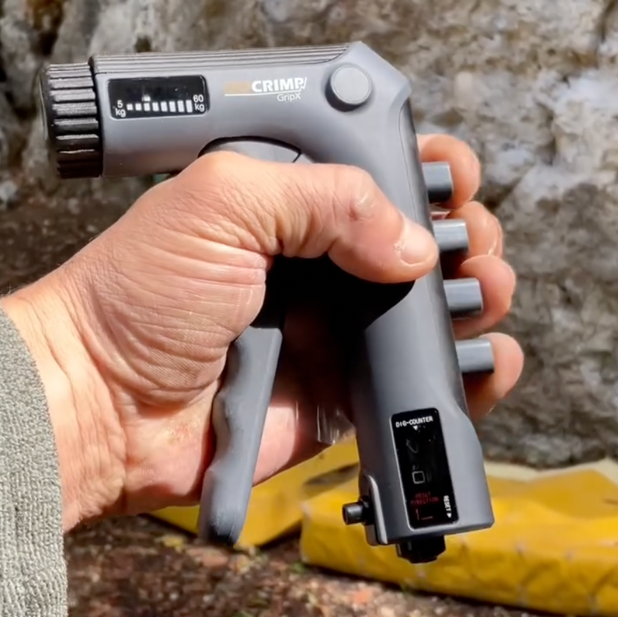 4. Individual finger buttons let you maintain dexterity and independence